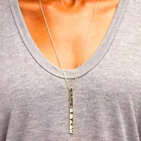 NWT Kendra Scott Gold Zorte Necklace - Picture 1 of 5